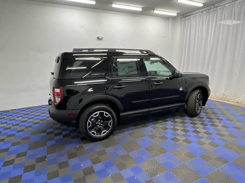 Shadow Black 2026 Ford Bronco Sport Outer Banks