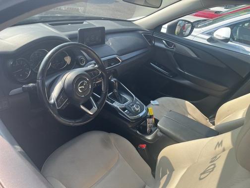 2018 Mazda CX-9 Sport