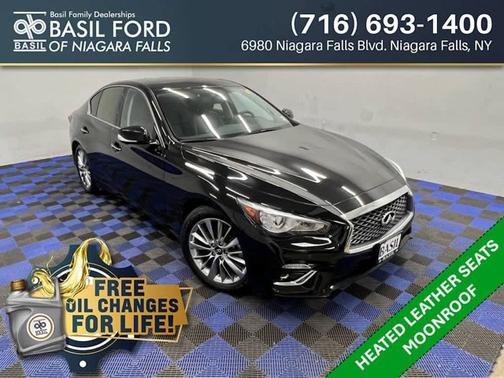 2023 INFINITI Q50 LUXE