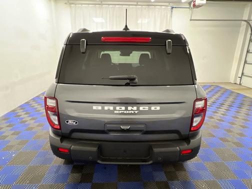 Carbonized Gray Metallic 2026 Ford Bronco Sport Outer Banks