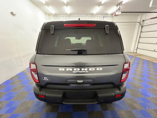 Carbonized Gray Metallic 2026 Ford Bronco Sport Outer Banks