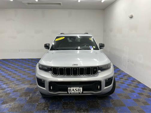 2022 Jeep Grand Cherokee Overland