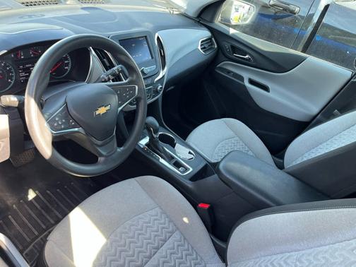 Riptide Blue Metallic 2024 Chevrolet Equinox LS