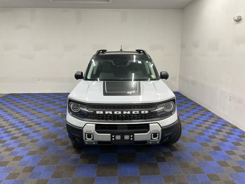 Space White Metallic 2026 Ford Bronco Sport Badlands