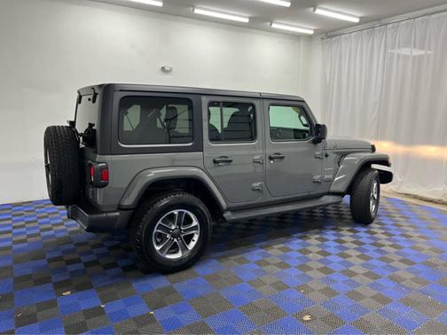 2022 Jeep Wrangler Unlimited Sahara