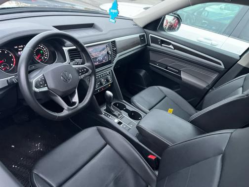 2021 Volkswagen Atlas 3.6L V6 SE w/Technology