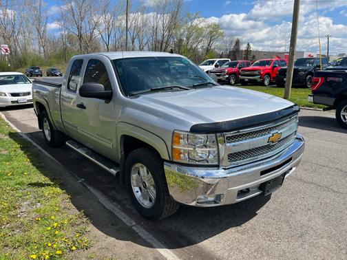 Silver Ice Metallic 2013 Chevrolet Silverado 1500 LT