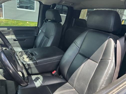 Silver Ice Metallic 2013 Chevrolet Silverado 1500 LT