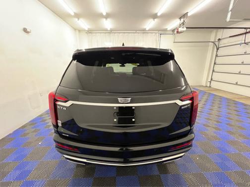 Stellar Black Metallic 2024 Cadillac XT6 AWD Luxury