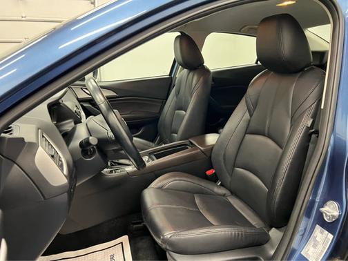 Eternal Blue Mica 2018 Mazda Mazda3 Touring