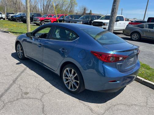 Eternal Blue Mica 2018 Mazda Mazda3 Touring