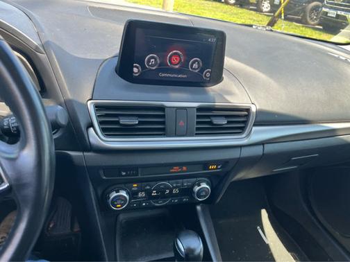 Eternal Blue Mica 2018 Mazda Mazda3 Touring