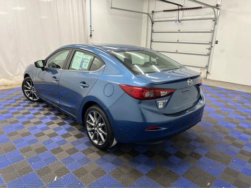 Eternal Blue Mica 2018 Mazda Mazda3 Touring