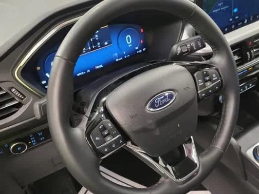2025 Ford Escape Platinum