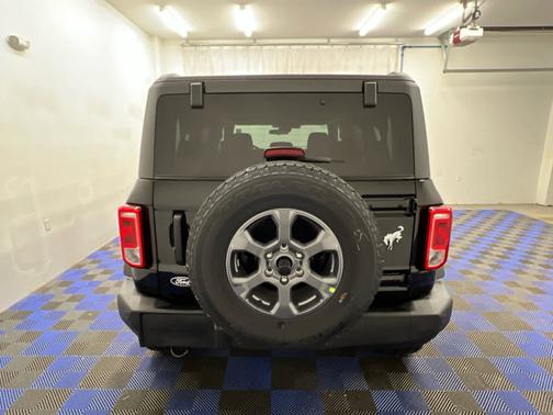 Black 2026 Ford Bronco Big Bend