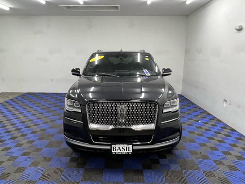 2022 Lincoln Navigator L Reserve