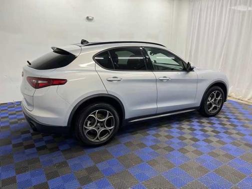 2022 Alfa Romeo Stelvio Ti