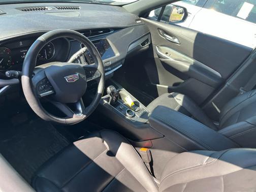 Shadow Metallic 2020 Cadillac XT4 Premium Luxury