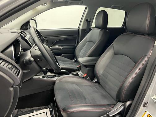 Alloy Silver Metallic 2024 Mitsubishi Outlander Sport SE
