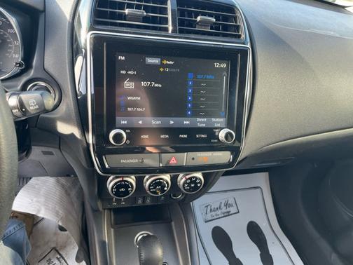 Alloy Silver Metallic 2024 Mitsubishi Outlander Sport SE