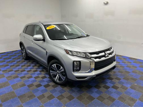 Alloy Silver Metallic 2024 Mitsubishi Outlander Sport SE