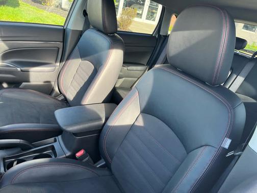 Alloy Silver Metallic 2024 Mitsubishi Outlander Sport SE