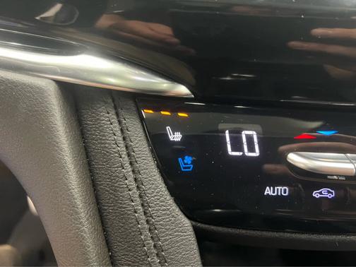 2022 Cadillac XT6 Sport