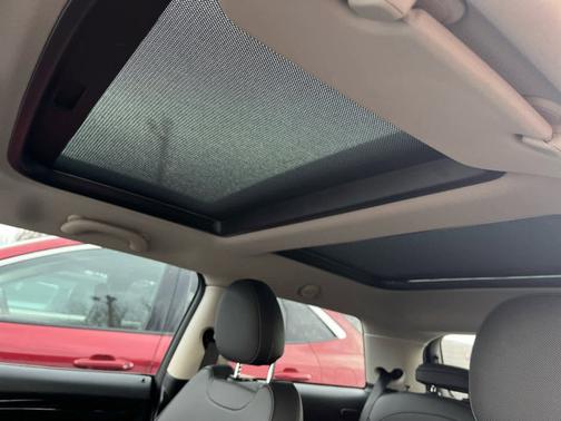 2024 MINI Hardtop Cooper SE