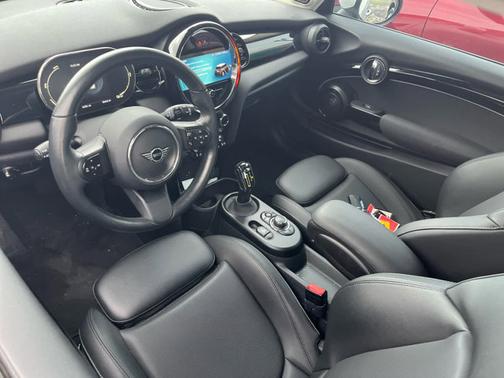 2024 MINI Hardtop Cooper SE