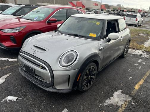 2024 MINI Hardtop Cooper SE