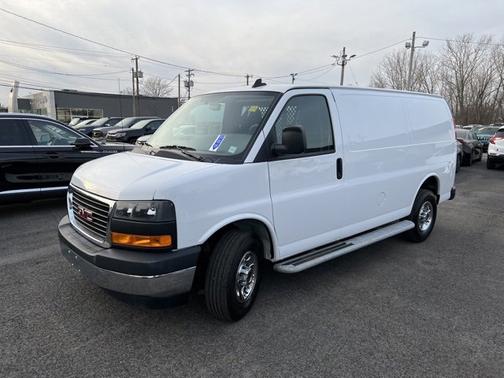 2023 GMC Savana 2500 Work Van