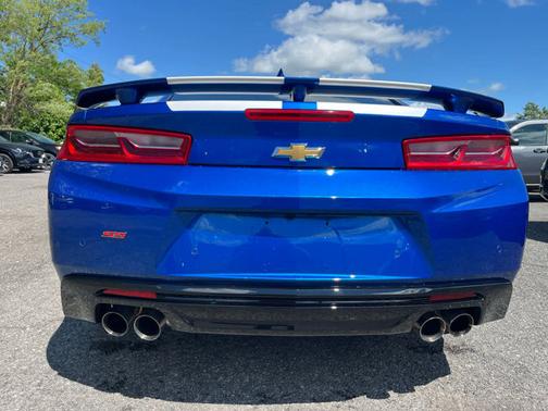 Hyper Blue Metallic 2018 Chevrolet Camaro 2SS