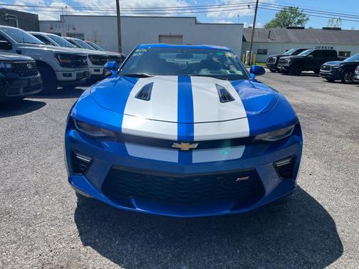 Hyper Blue Metallic 2018 Chevrolet Camaro 2SS