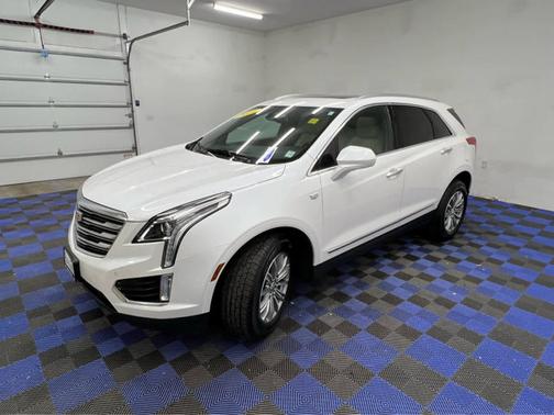 2017 Cadillac XT5 Luxury AWD
