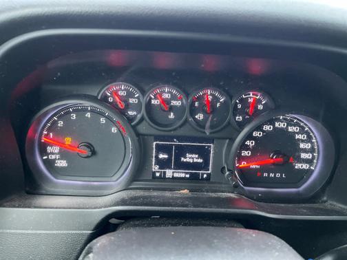 2021 Chevrolet Silverado 1500 Custom