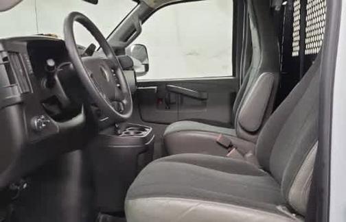 2024 Chevrolet Express 2500 