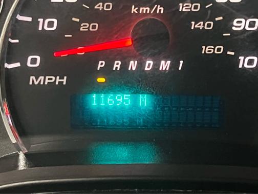 2024 Chevrolet Express 2500 