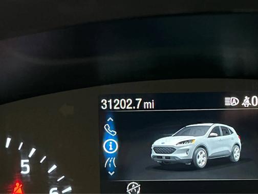 Agate Black Metallic 2022 Ford Escape SE