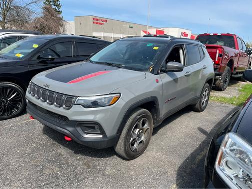 Sting-Gray Clearcoat 2022 Jeep Compass Trailhawk