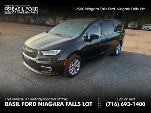 2022 Chrysler Pacifica Touring L