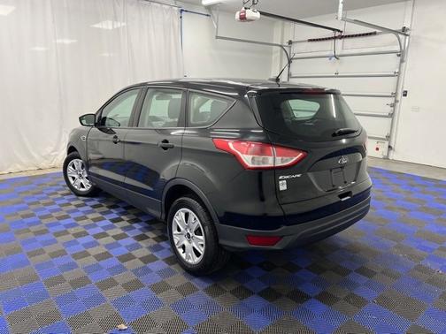 2016 Ford Escape S