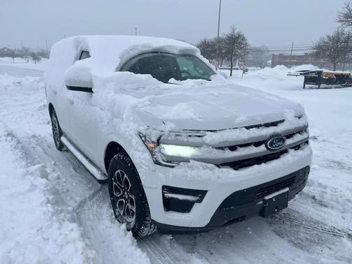 2022 Ford Expedition XLT