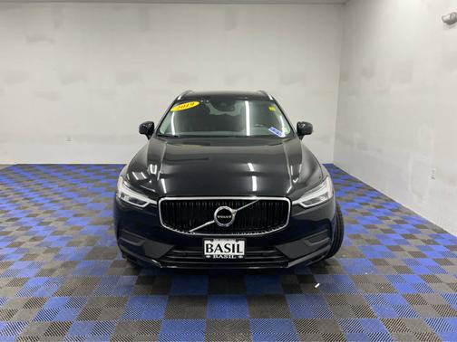 2019 Volvo XC60 T6 Momentum