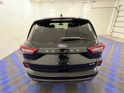 Agate Black Metallic 2024 Ford Escape ST-Line