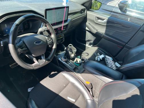 Agate Black Metallic 2024 Ford Escape ST-Line