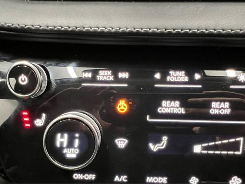 2023 INFINITI QX60 PURE