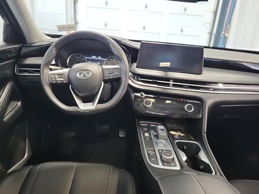 2023 INFINITI QX60 PURE