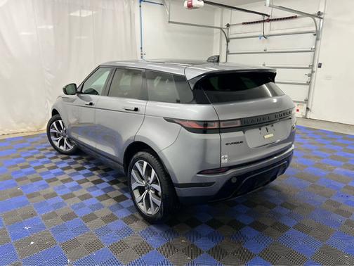 2023 Land Rover Range Rover Evoque SE