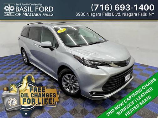 Celestial Silver Metallic 2025 Toyota Sienna XLE
