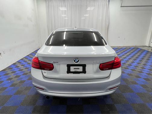 2018 BMW 320 i xDrive